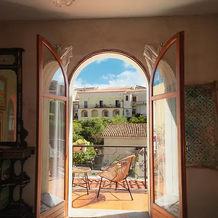 بيت ضيافة Maison De L'arte Di Ba 3*